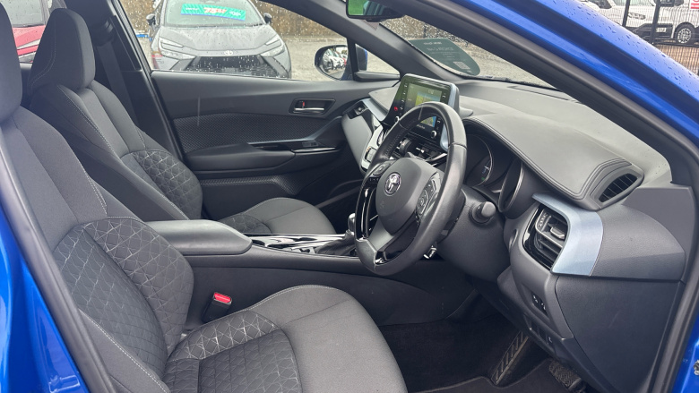 Toyota C-HR 1.8 Hybrid Design 5dr CVT Hybrid Hatchback